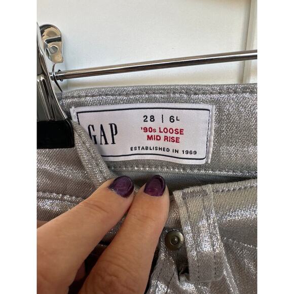 Gap '90s Loose Mid Rise Metalic Silver Jeans, 6L, NWOT - Picture 2 of 4